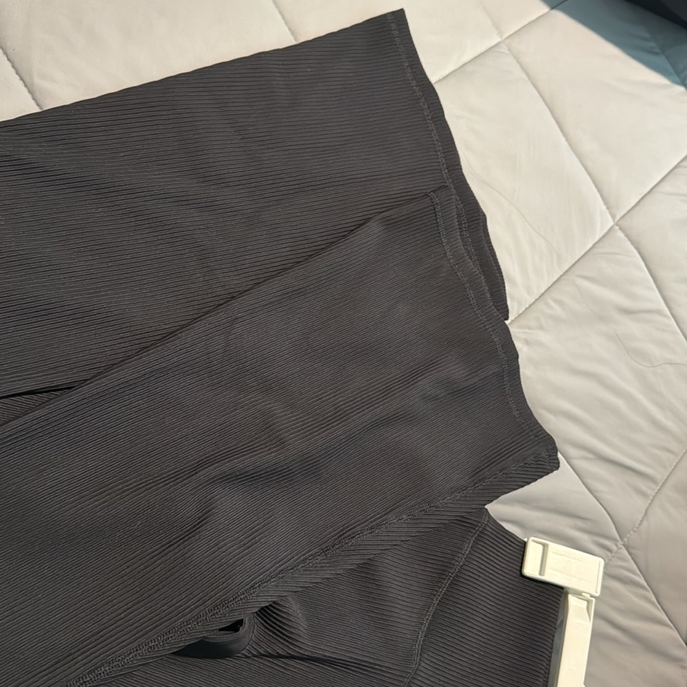 Buffbunny Ribbed Flared Black Leggings - Picture 4 of 4